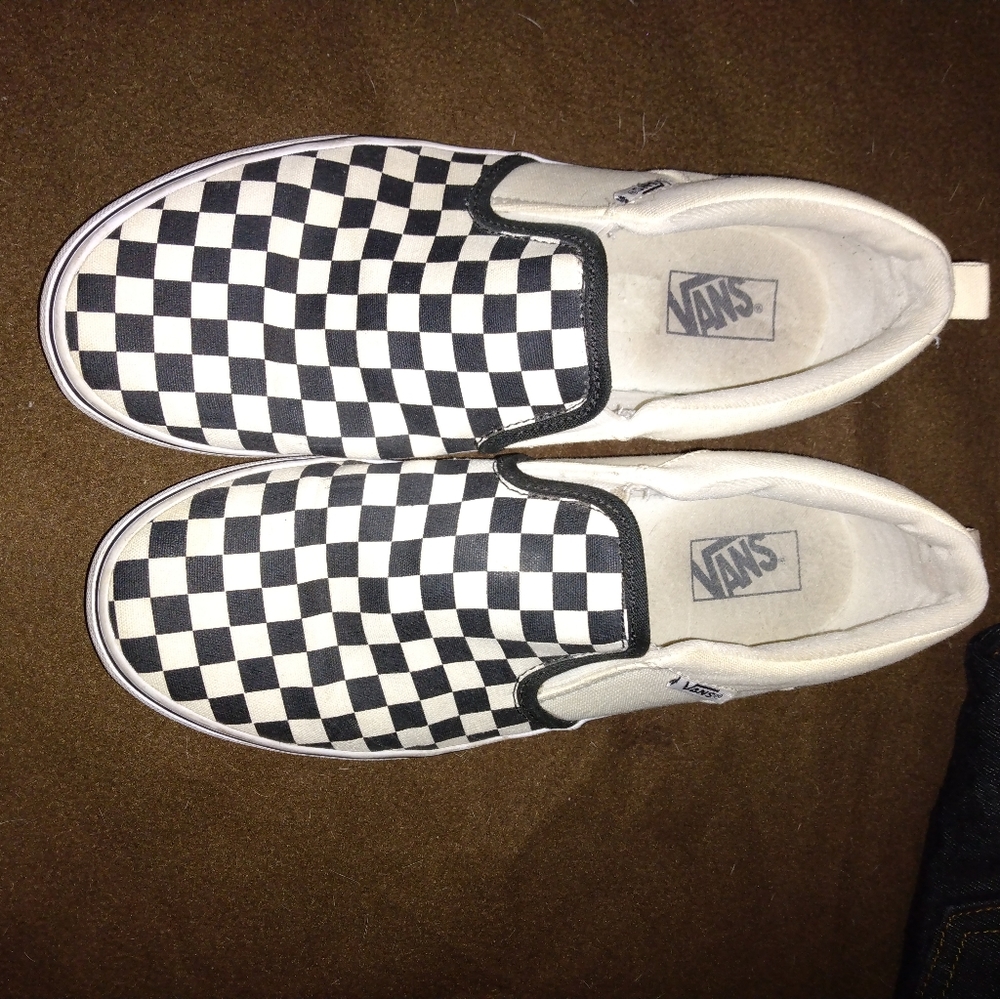 Checkard vans - Picture 3 of 4